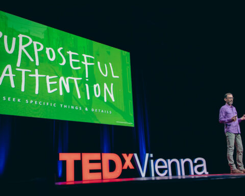 Bill Keaggy during his talk at TEDxVienna "On the Rise" Photo: © Gabriel Bangura